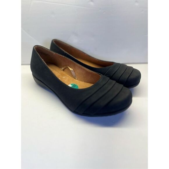 CLIFFS by White Mountain "Susan" Black Slip-On Casual Flats Women's 7.5W - Picture 1 of 9